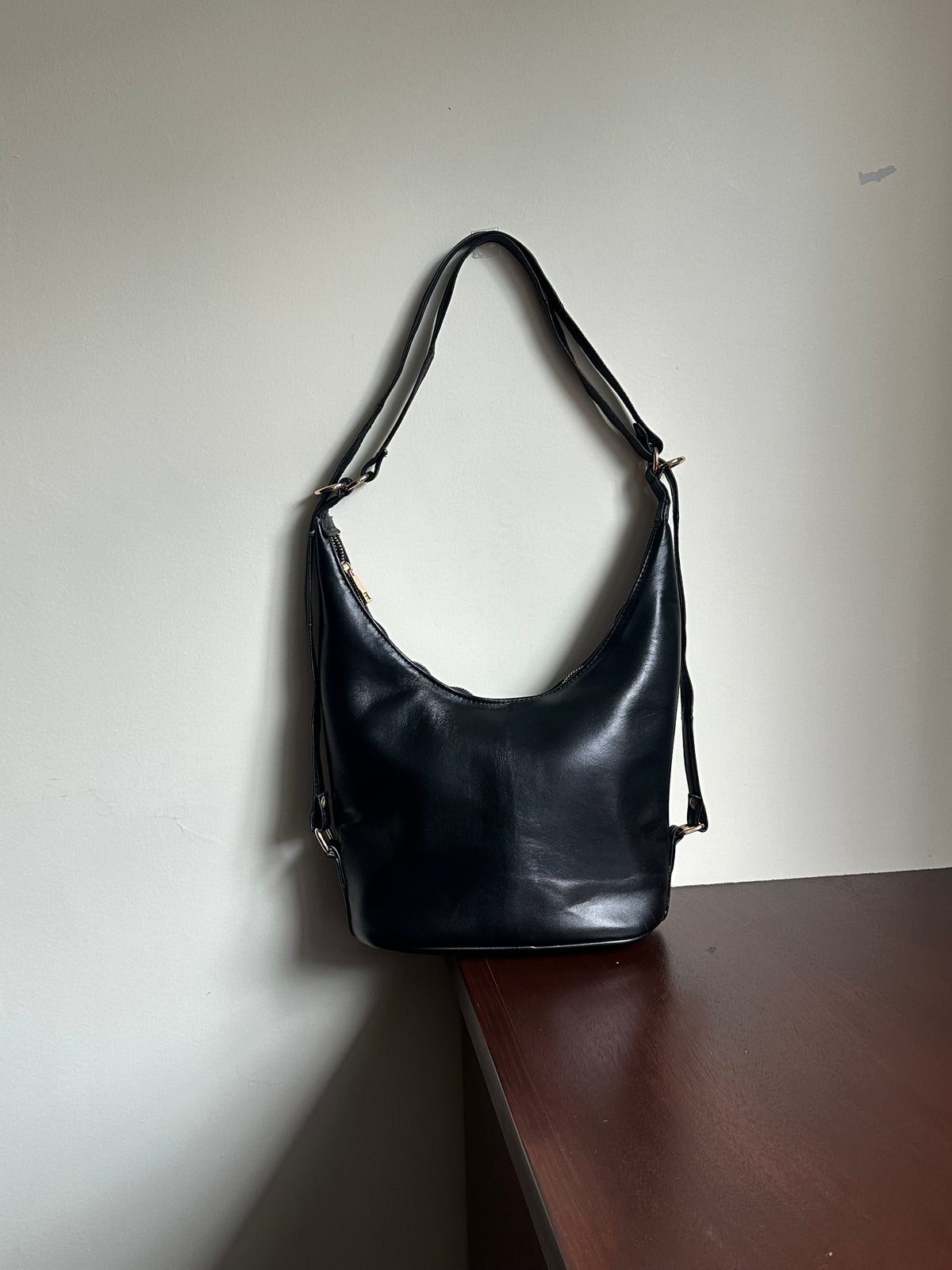 MILA MINI piel lisa negra